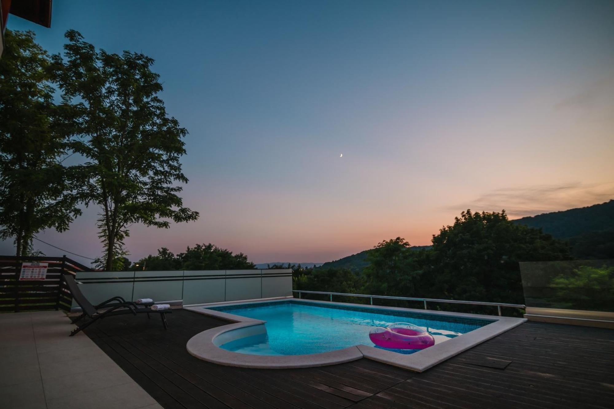 Carobni Pogled Zagreb Villa Exterior photo
