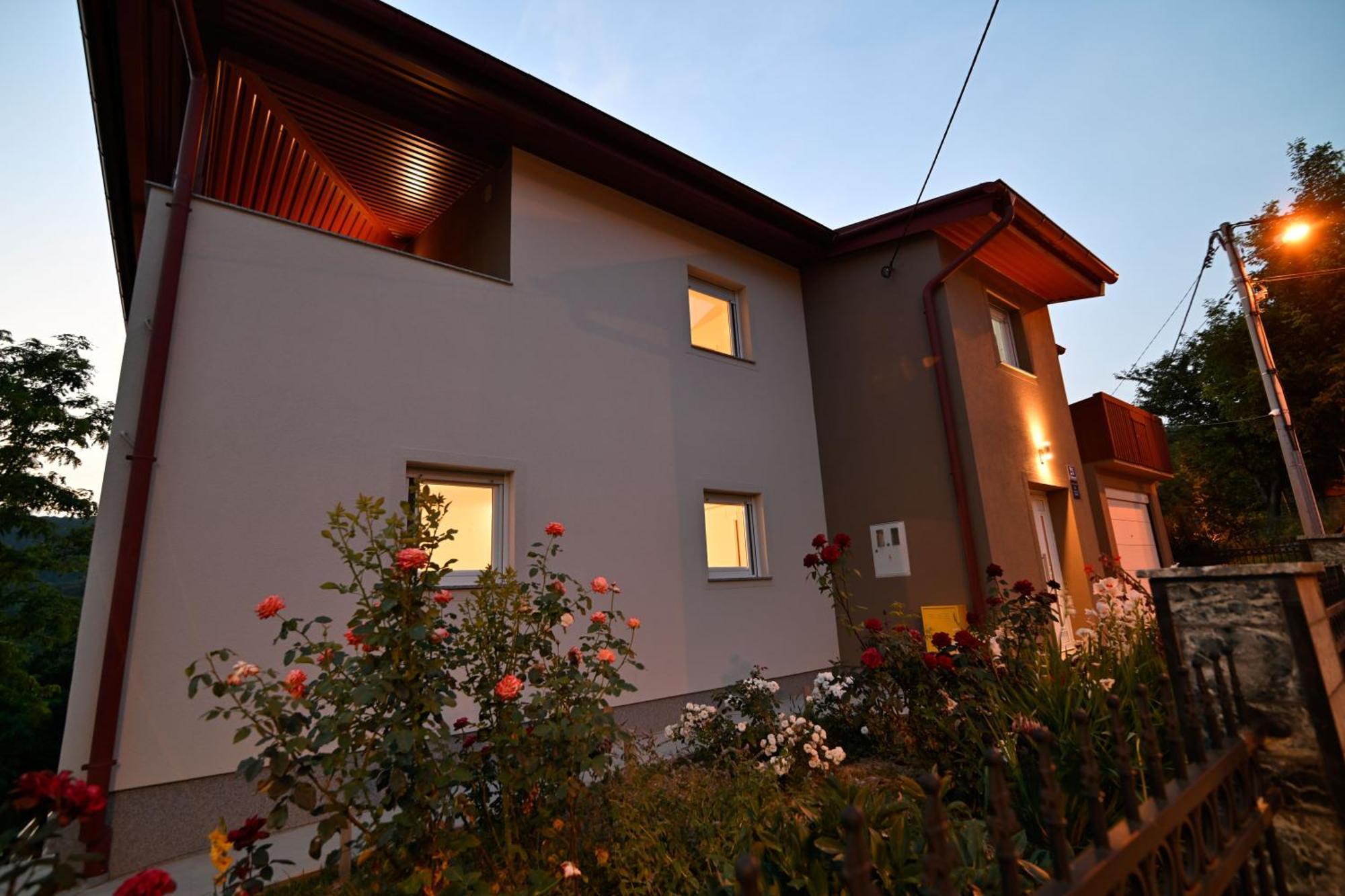 Carobni Pogled Zagreb Villa Exterior photo